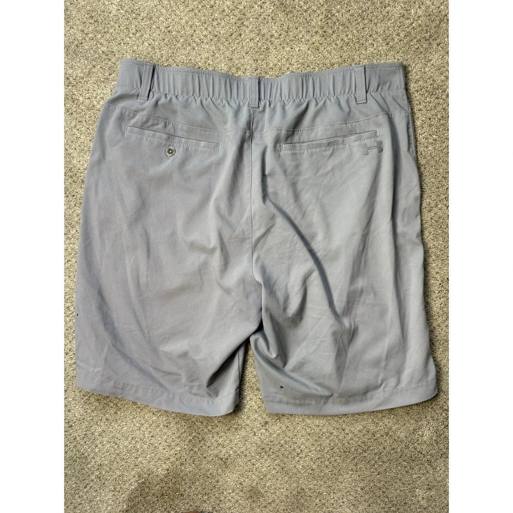 Under Armour Golf Shorts‎ Mens Size 34 Gray Solid Stretch Heat Gear Light